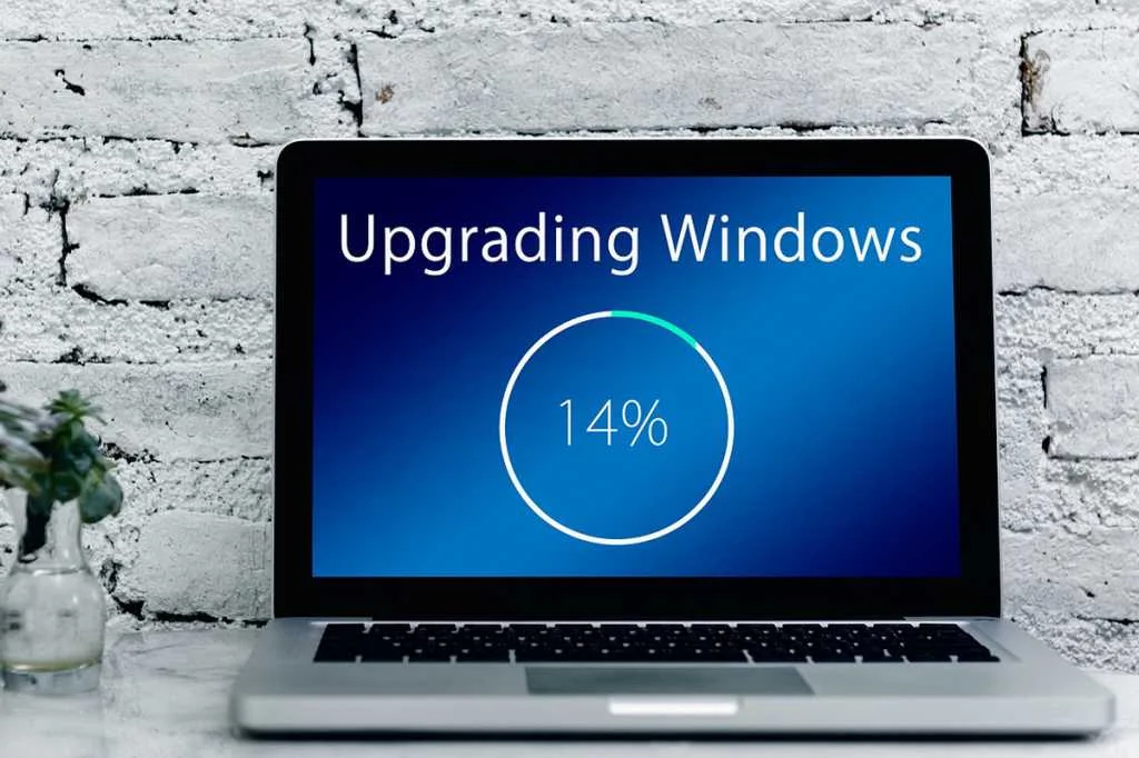 upgrade to Win 11 using Windows Update
